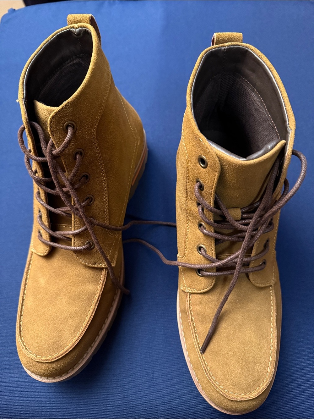 Sonoma Men's Chukka Boots in Mustard Brown Suede size 10.5 new never worn